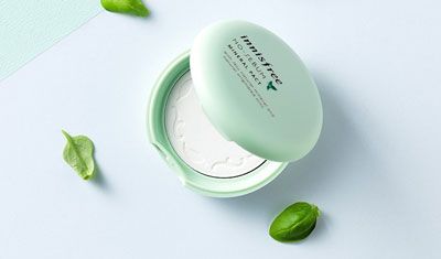 Top 10 Kem nền Phấn nền - Innisfree No-Sebum Mineral Pact