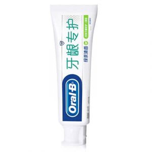 Kem đánh răng Trà Xanh Oral B (90g)