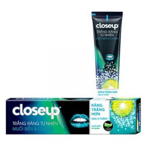 Kem đánh răng Closeup Muối Biển & Chanh (230g)