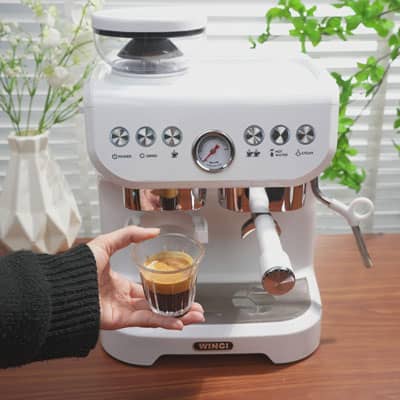 Máy-pha-cà-phê-Espresso-Winci-EM5212-2