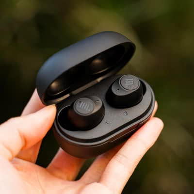 jbl-tune-115-tws-tai-nghe-khong-day-duoc-ua-chuong-nhat-sanphamngon